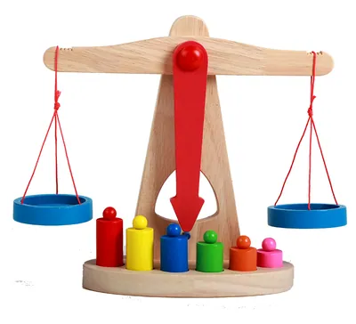 Montessori Wooden Balance Scale Toy Set for Kids Unisex Age Range 2-4 5-7 Years Supply Packed view 3